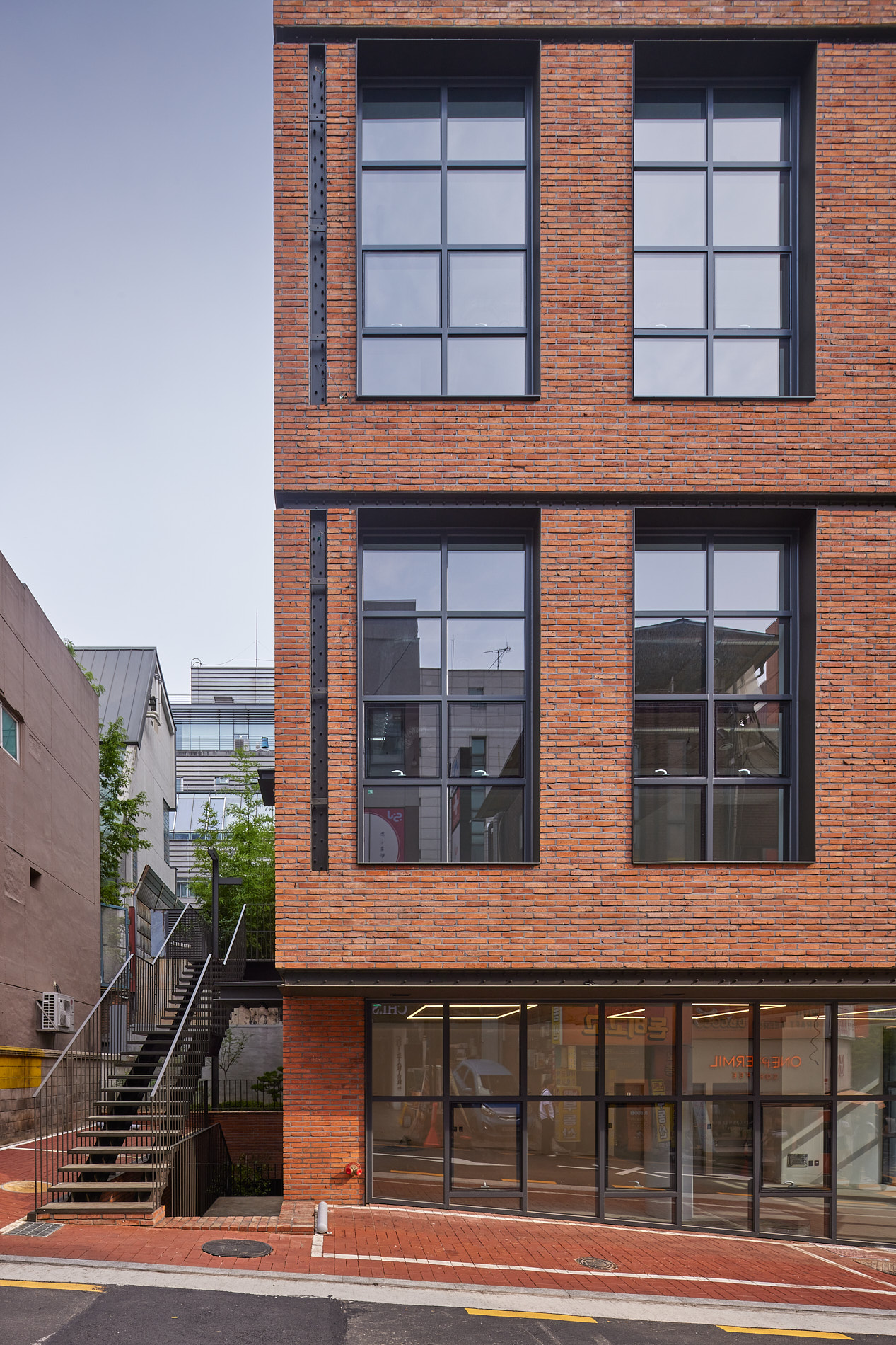 OOA yeoksamdong 813-08(web)