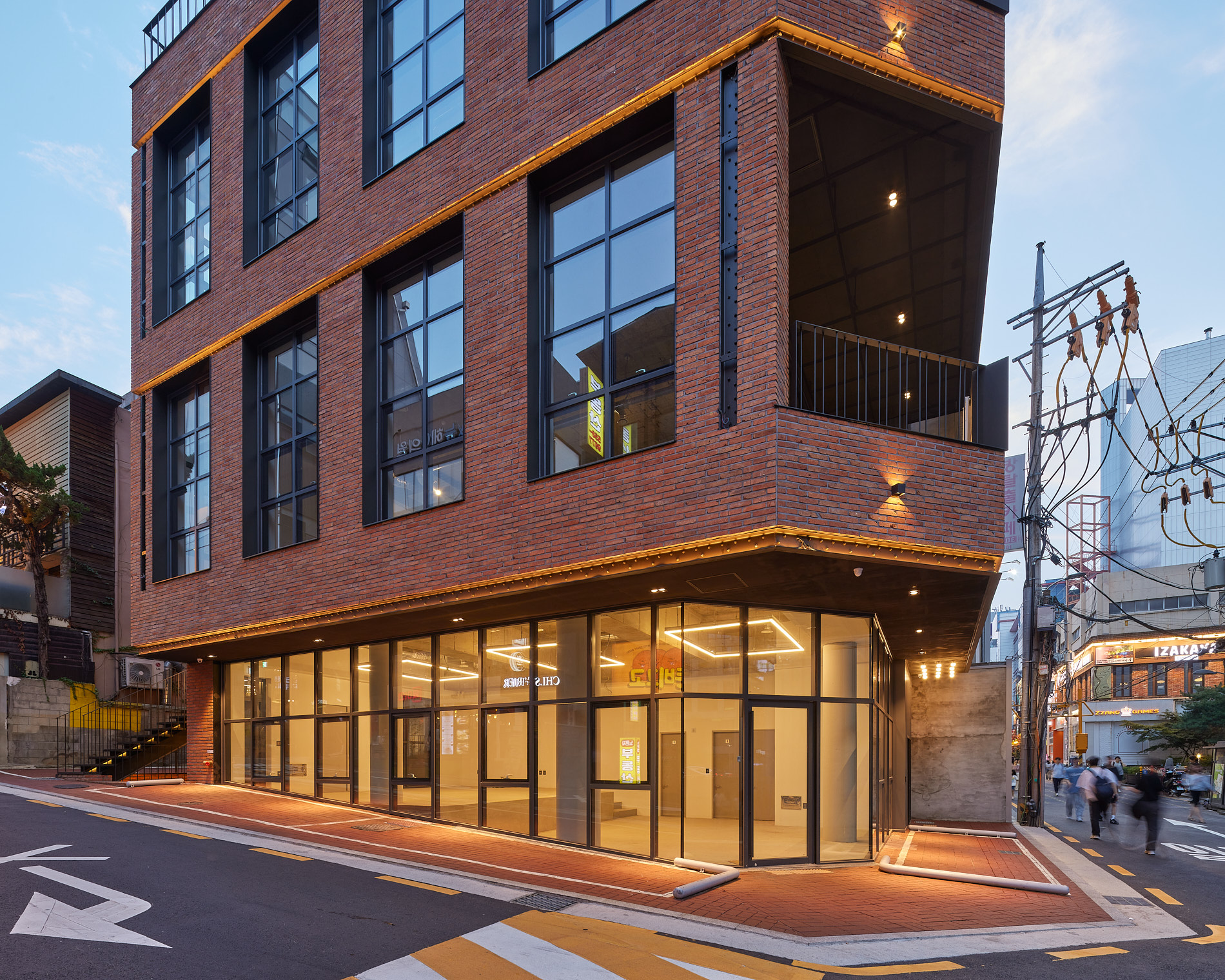 OOA yeoksamdong 813-31(web)